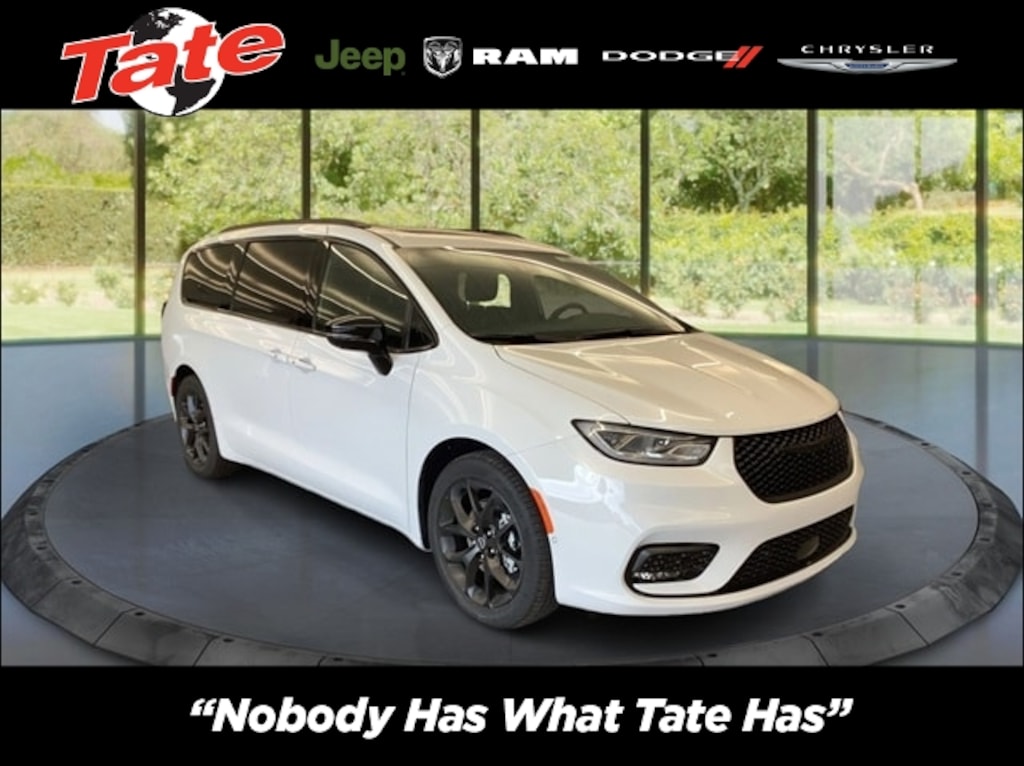 New 2026 Chrysler Pacifica Limited Passenger Van