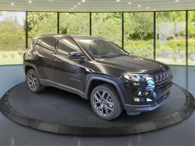 2026 Jeep Compass Limited Altitude's photo