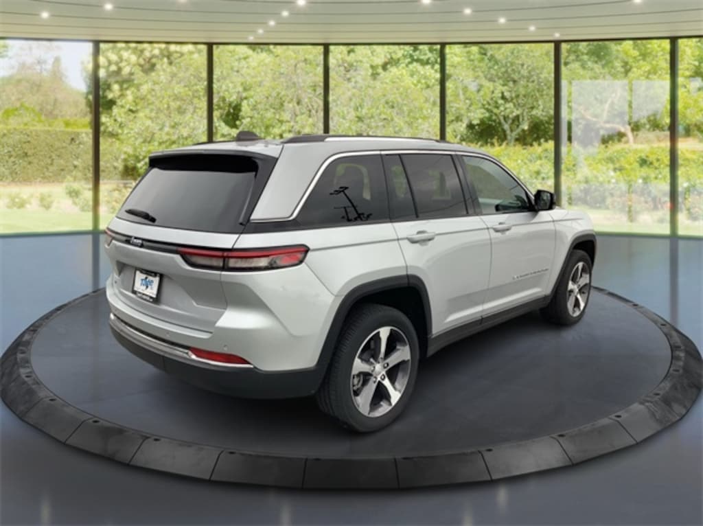New 2023 Jeep Grand Cherokee 4xe Sport Utility