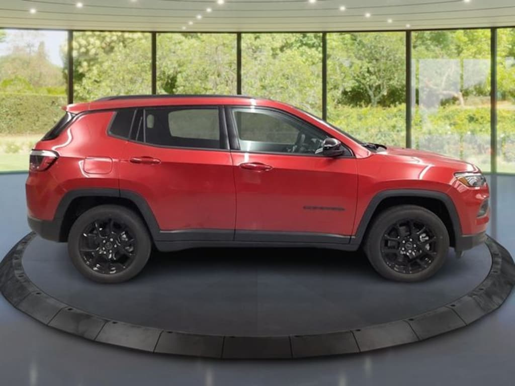 New 2026 Jeep Compass Latitude Sport Utility