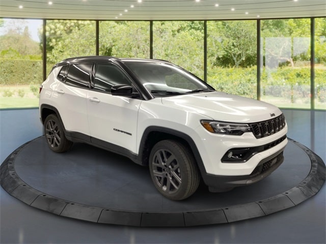2026 Jeep Compass Limited Altitude's photo
