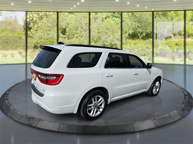 2023 Dodge Durango GT photo 2