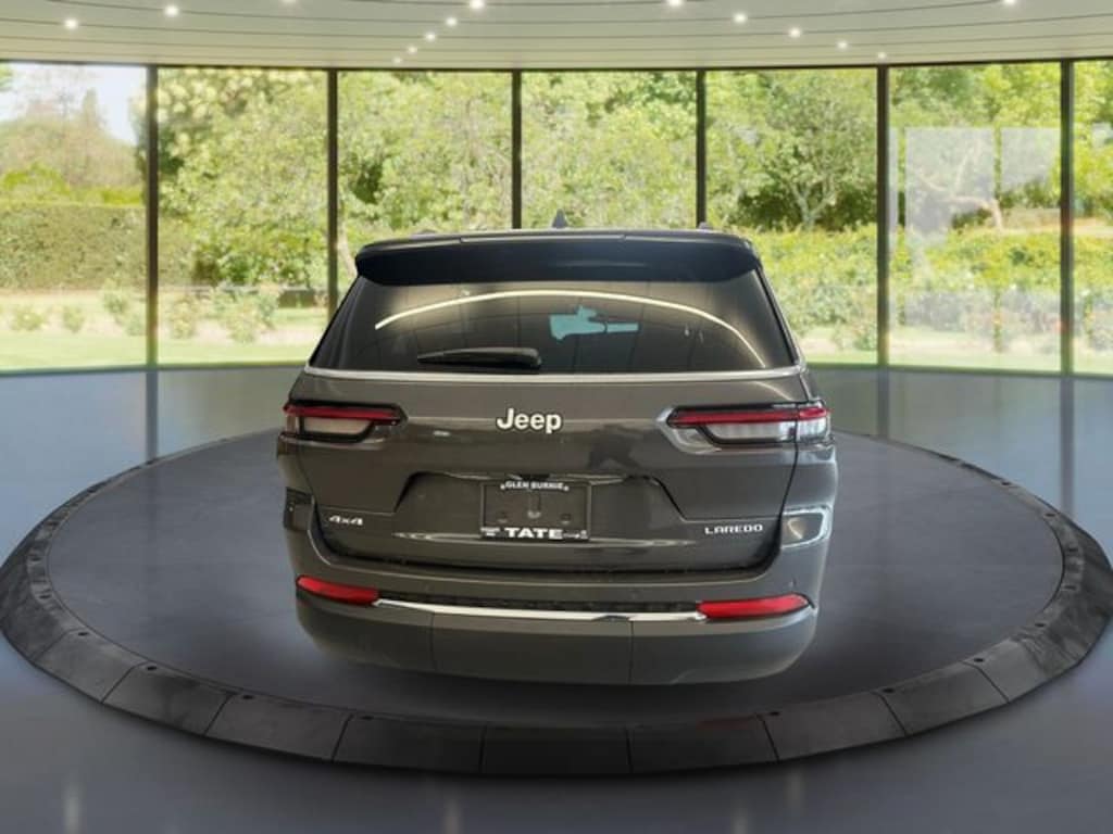 New 2025 Jeep Grand Cherokee L Laredo Sport Utility