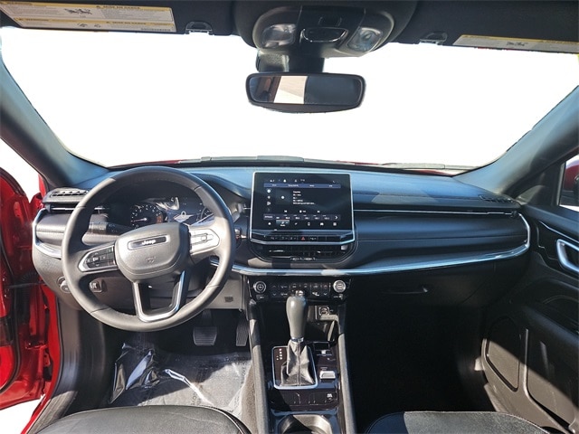 2023 Jeep Compass Red Edition photo 4