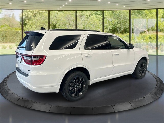 2026 Dodge Durango GT photo 2