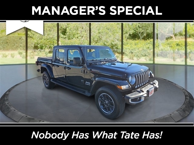 2022 Jeep Gladiator Overland's photo