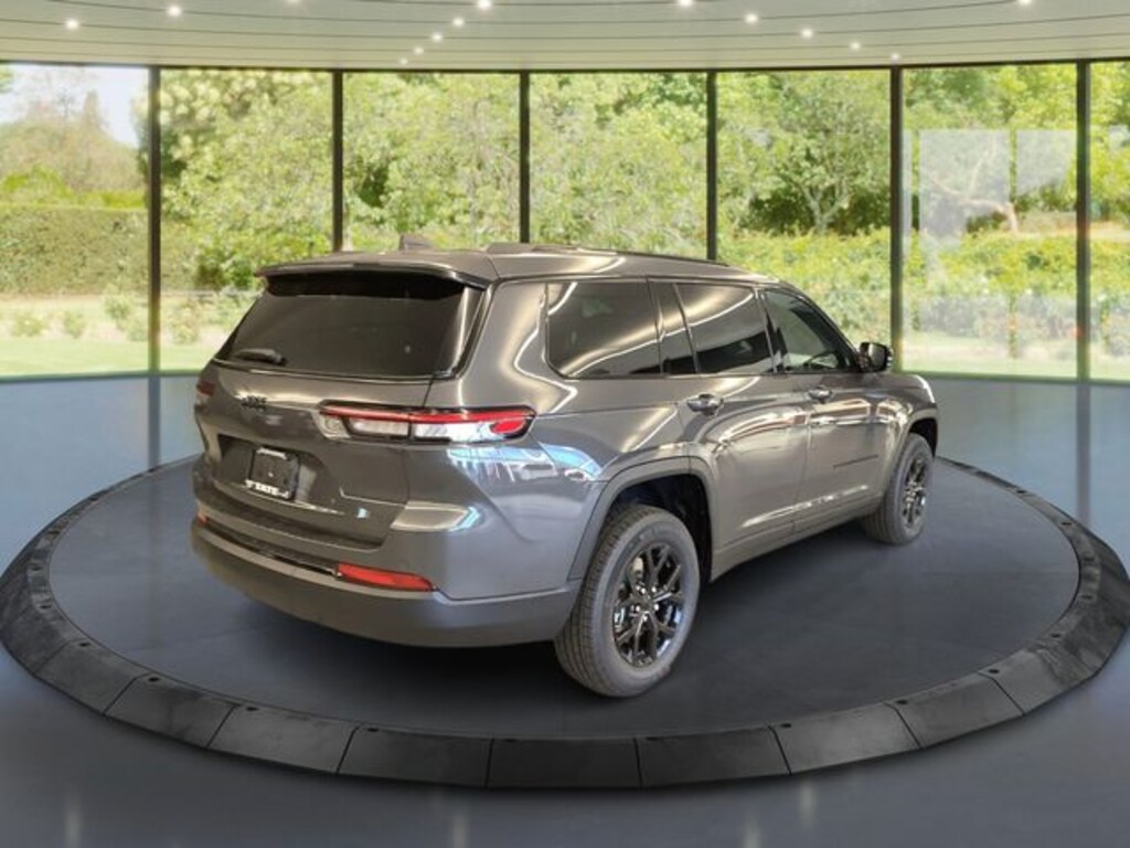New 2025 Jeep Grand Cherokee L Altitude X Sport Utility