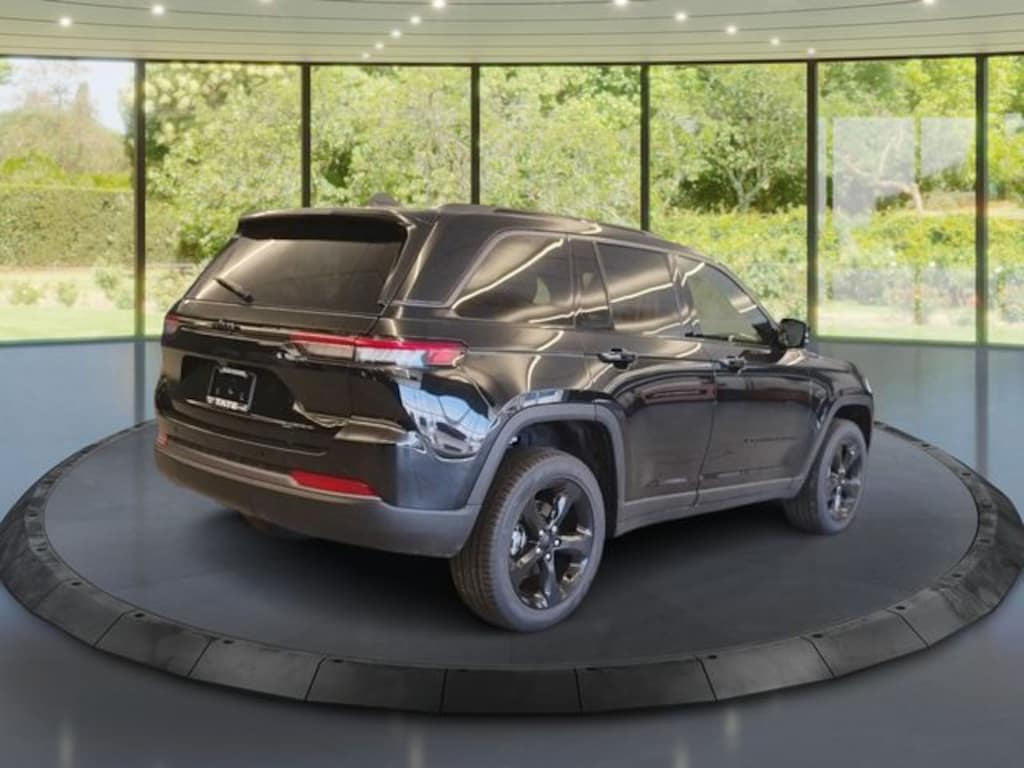 New 2026 Jeep Grand Cherokee Limited Sport Utility