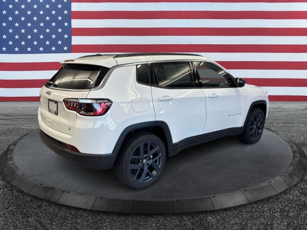 New 2026 Jeep Compass Latitude Sport Utility