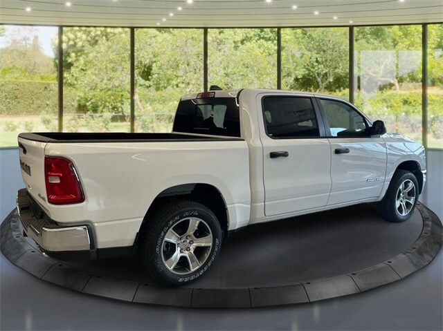2026 Ram 1500 Tradesman photo 2
