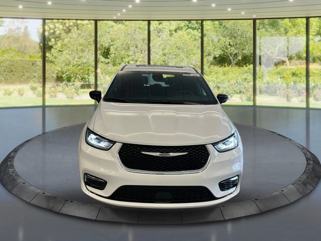2026 Chrysler Pacifica Select - Photo 9