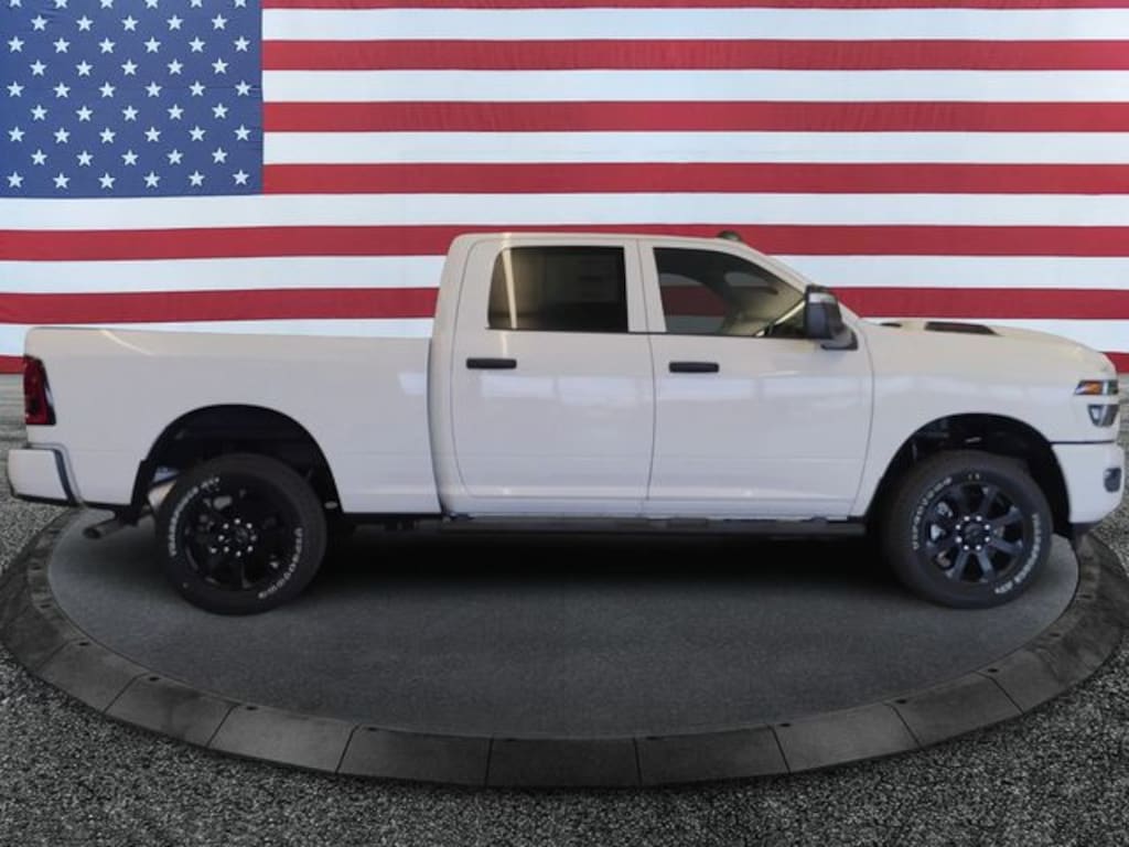New 2026 Ram 2500 BLACK EXPRESS CREW CAB 4X4 6'4 BOX Pickup