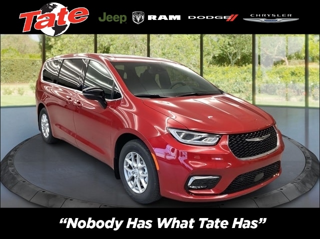 2026 Chrysler Pacifica Select's photo