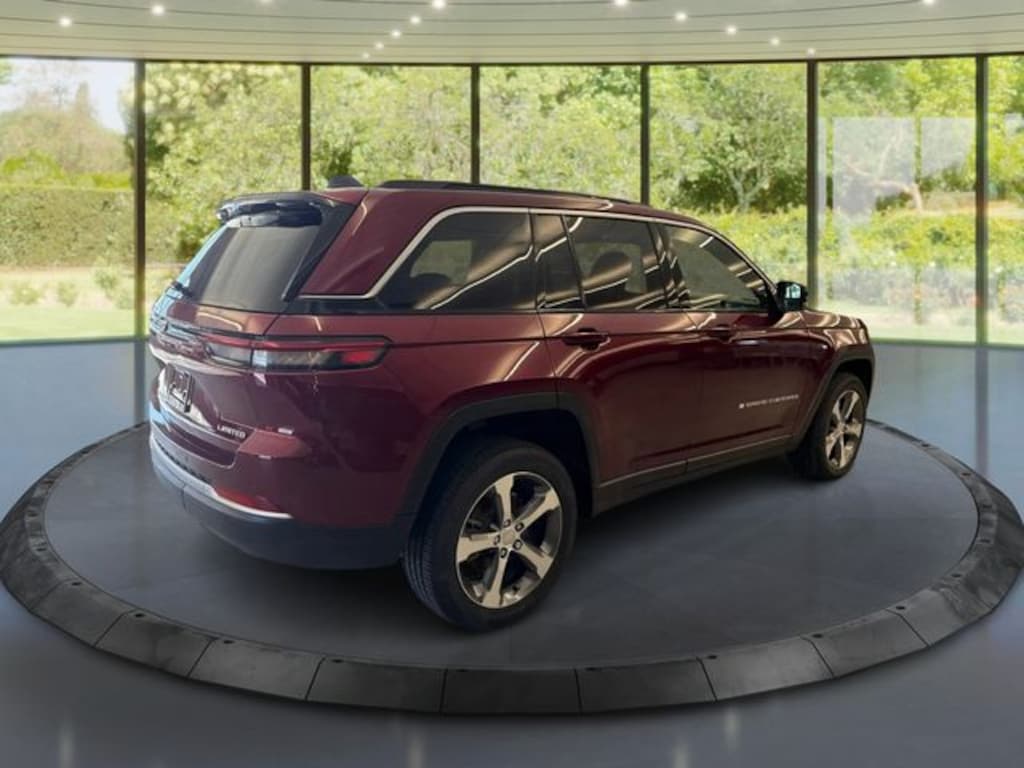 New 2026 Jeep Grand Cherokee Limited Sport Utility