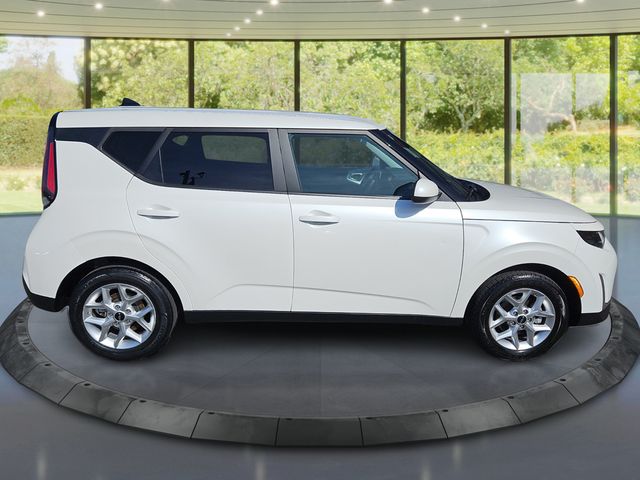 Used 2023 Kia Soul LX with VIN KNDJ23AU4P7869302 for sale in Glen Burnie, MD