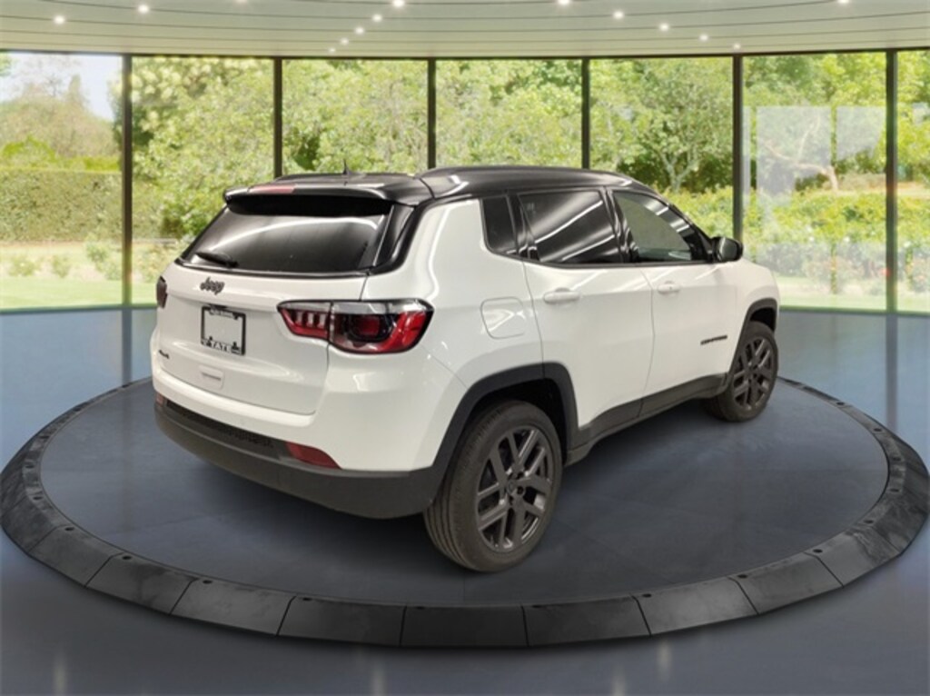 New 2026 Jeep Compass Limited Sport Utility