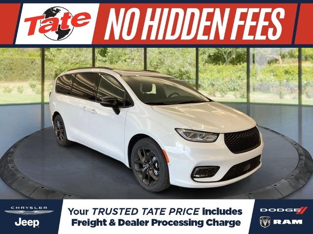 2026 Chrysler Pacifica Limited's photo