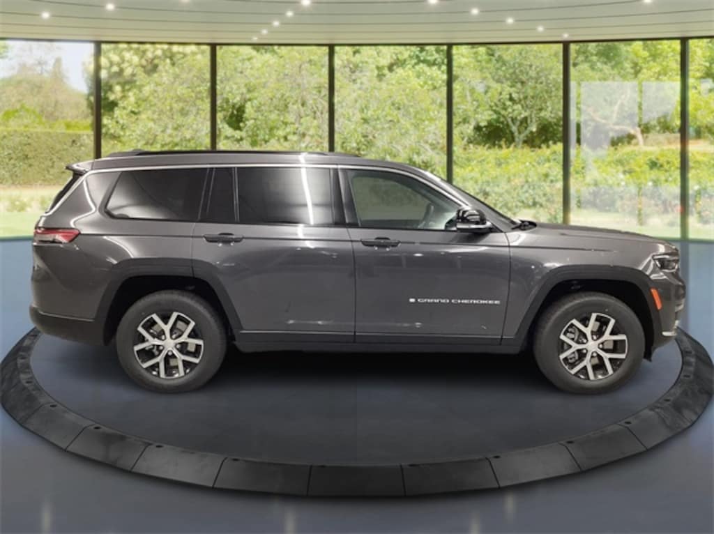 New 2025 Jeep Grand Cherokee L Limited Sport Utility
