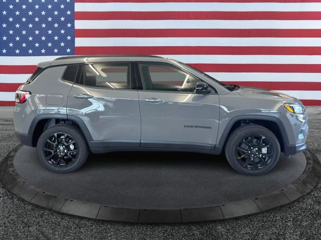 New 2026 Jeep Compass Latitude Sport Utility