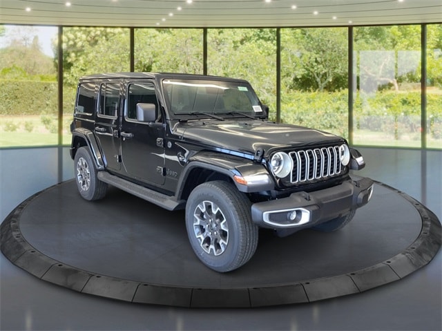 2026 Jeep Wrangler 4-Door Sahara's photo