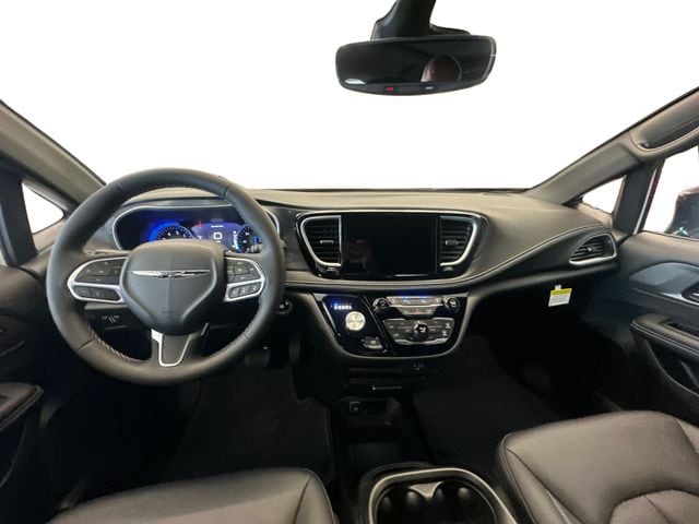 2026 Chrysler Pacifica Select - Photo 20