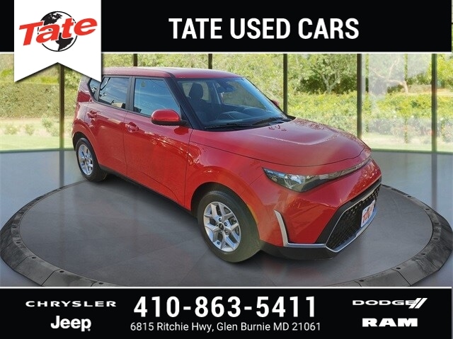 2024 Kia Soul LX's photo