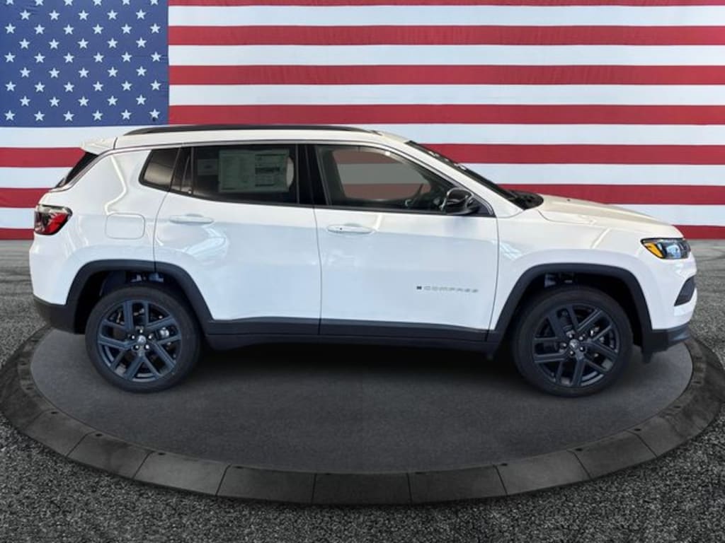 New 2026 Jeep Compass Latitude Sport Utility