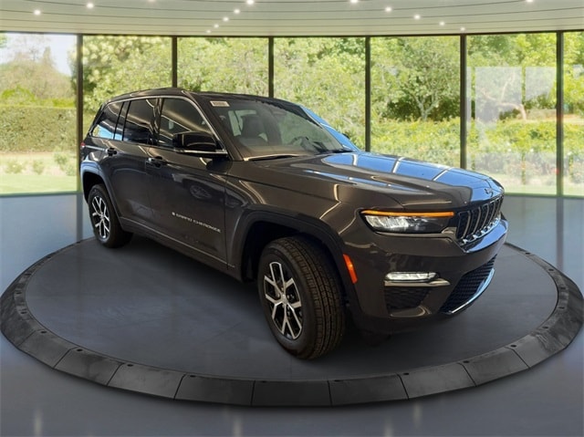 2025 Jeep Grand Cherokee Limited's photo