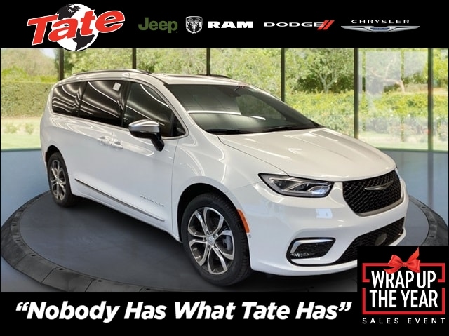 2026 Chrysler Pacifica Pinnacle's photo