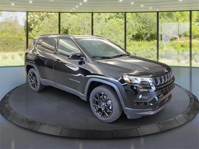 2026 Jeep Compass Altitude's photo