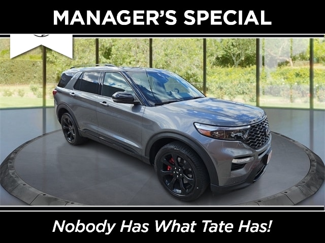 2023 Ford Explorer ST's photo