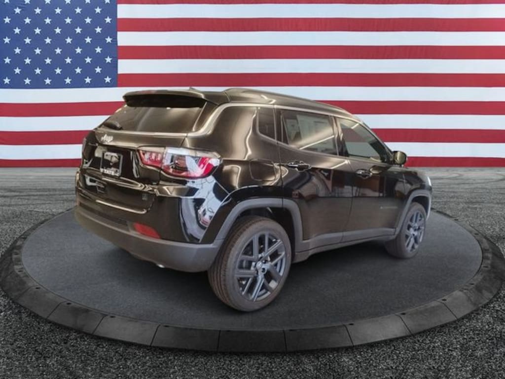 New 2026 Jeep Compass Latitude Sport Utility
