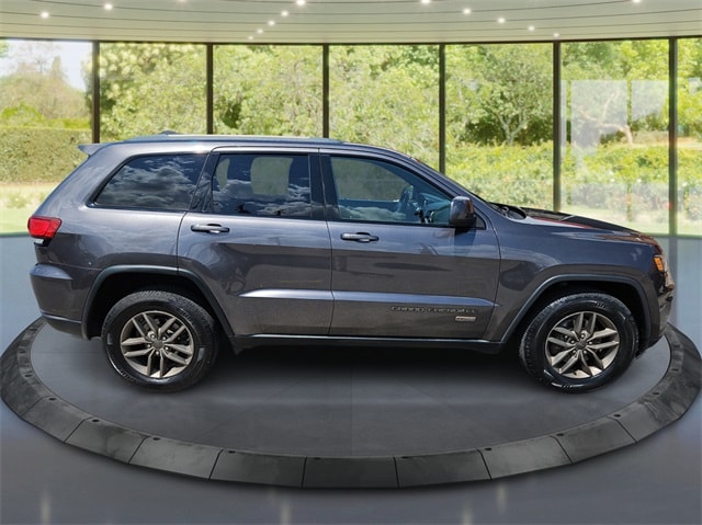 Used 2017 Jeep Grand Cherokee Laredo with VIN 1C4RJFAG8HC688911 for sale in Glen Burnie, MD