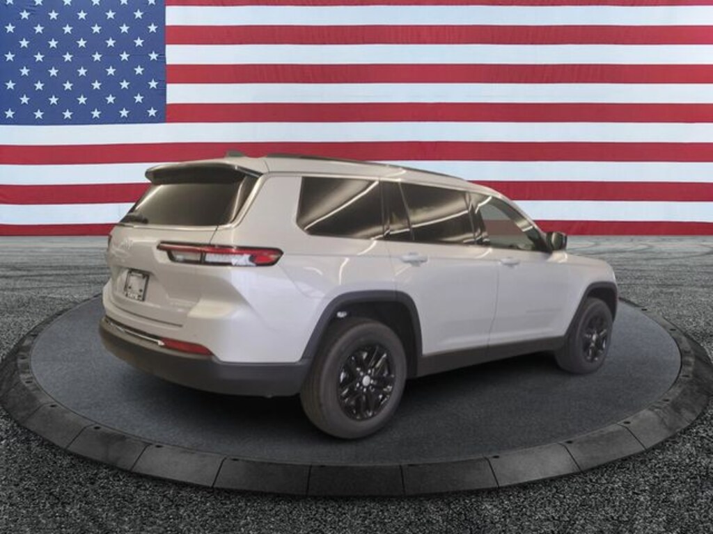 New 2026 Jeep Grand Cherokee L Laredo Sport Utility