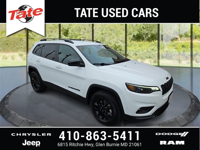 2023 Jeep Cherokee Altitude Lux's photo