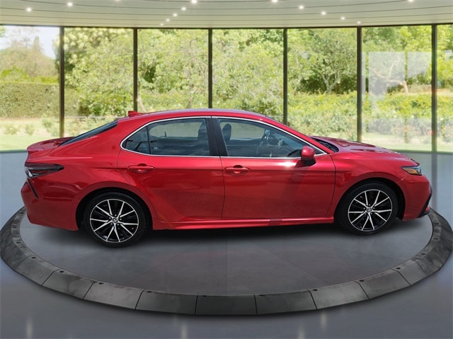 Certified 2021 Toyota Camry SE with VIN 4T1G11AKXMU445549 for sale in Glen Burnie, MD