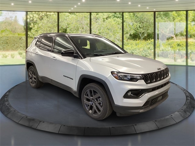 2026 Jeep Compass Limited Altitude's photo