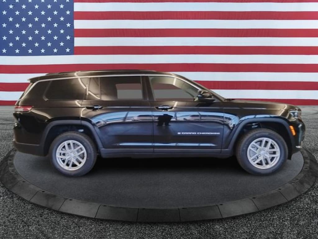 New 2026 Jeep Grand Cherokee L Laredo Sport Utility