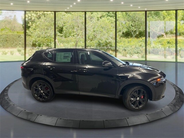 2024 Dodge Hornet GT photo 2