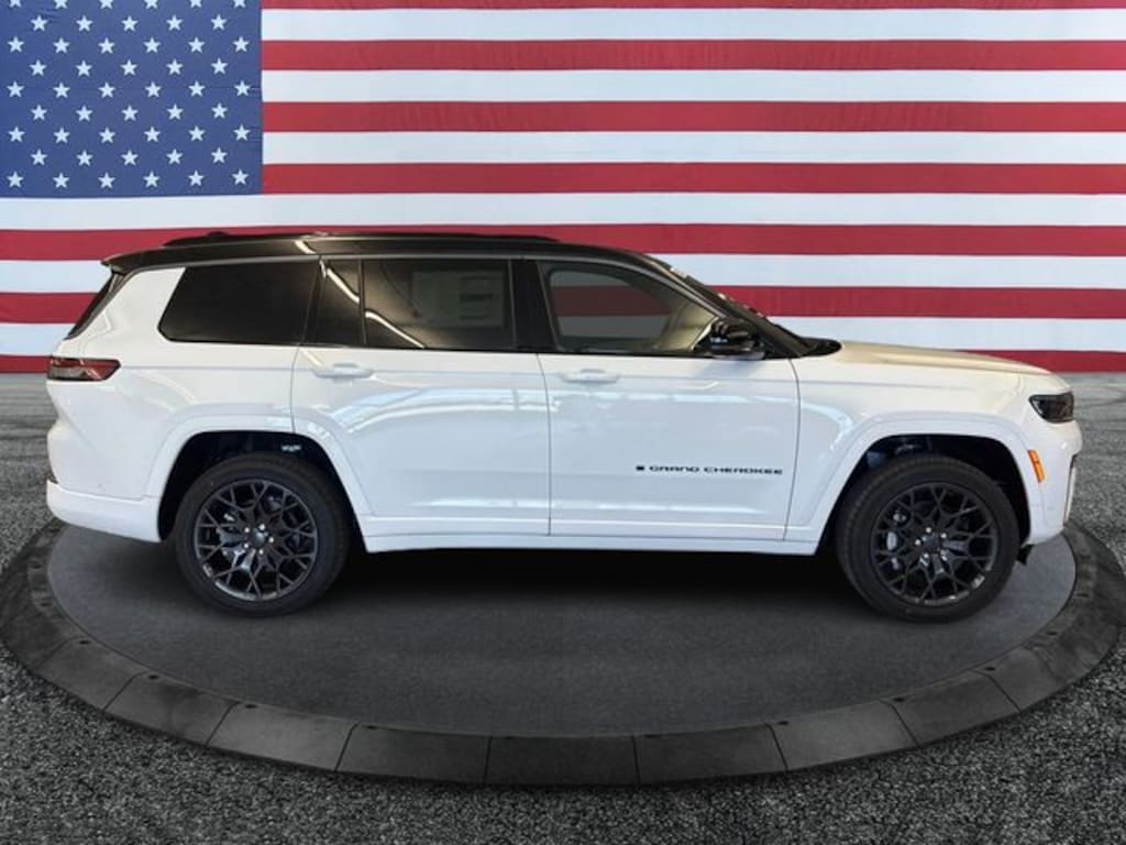 New 2026 Jeep Grand Cherokee L Summit Sport Utility