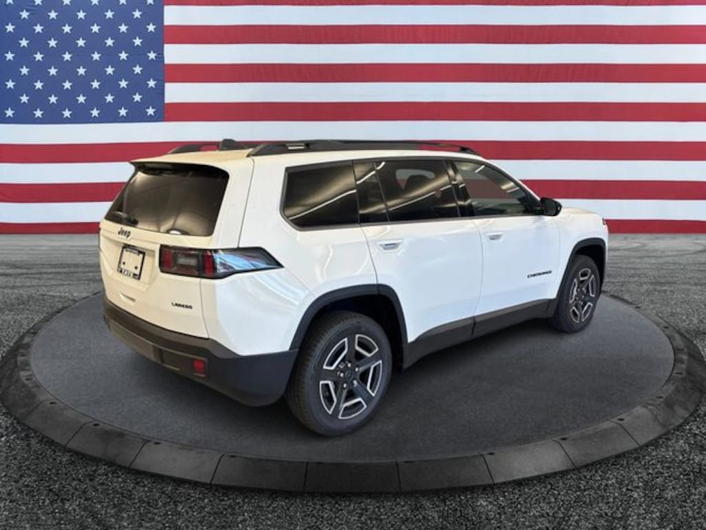 New 2026 Jeep Cherokee Laredo Sport Utility