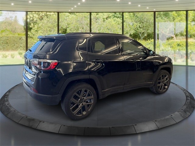 2026 Jeep Compass Limited Altitude photo 3