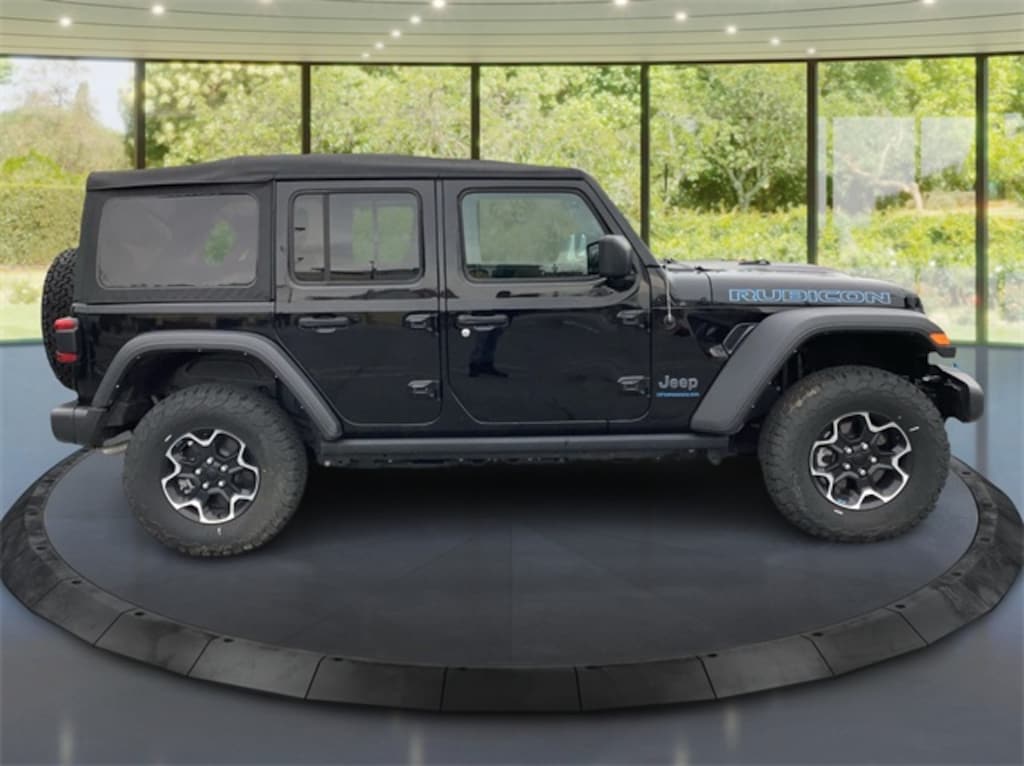 New 2023 Jeep Wrangler Sport Utility