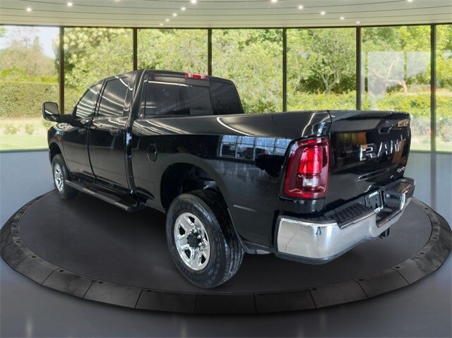 2025 Ram 2500 Tradesman photo 3