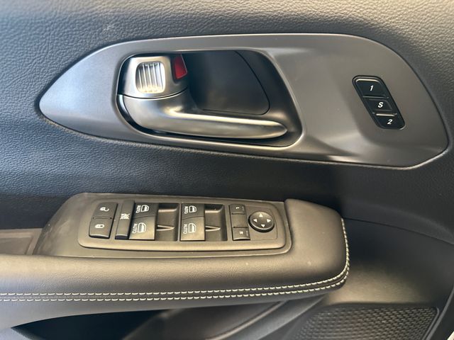 2026 Chrysler Pacifica Select - Photo 18