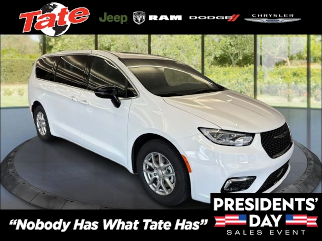 New 2026 Chrysler Pacifica Select Passenger Van