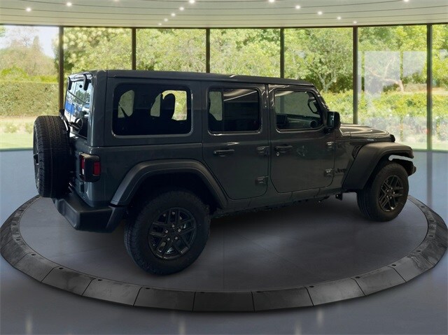 2025 Jeep Wrangler Sport S photo 3