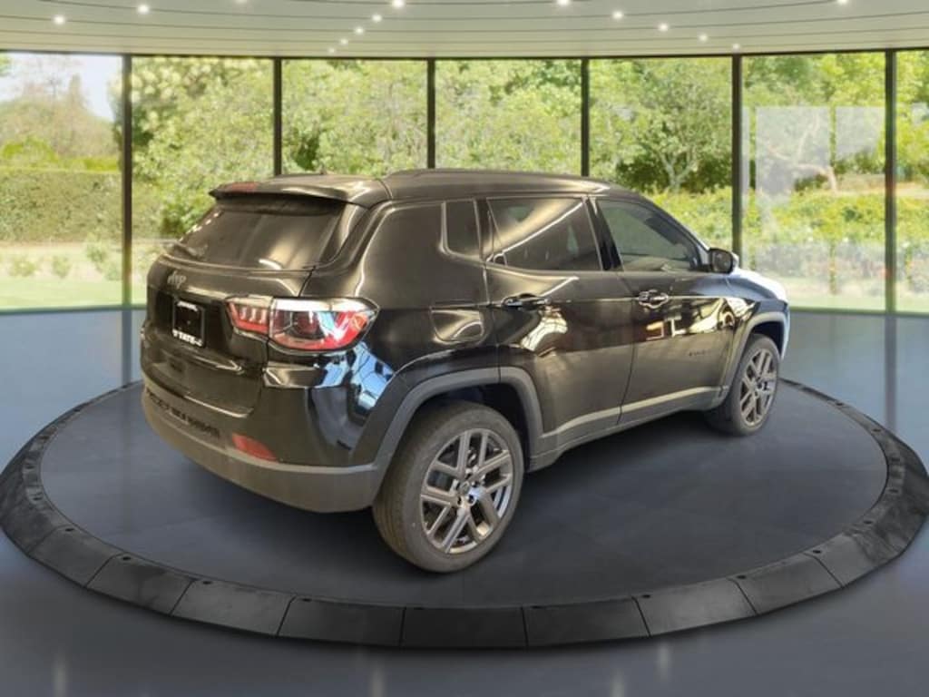 New 2026 Jeep Compass Limited Sport Utility
