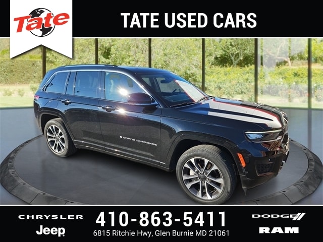 2023 Jeep Grand Cherokee Overland's photo