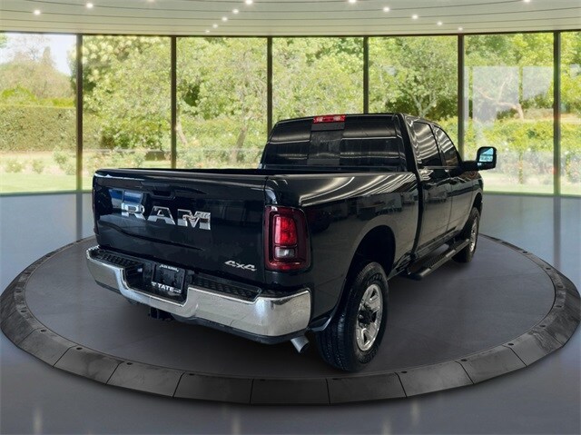 2025 Ram 2500 Tradesman photo 2